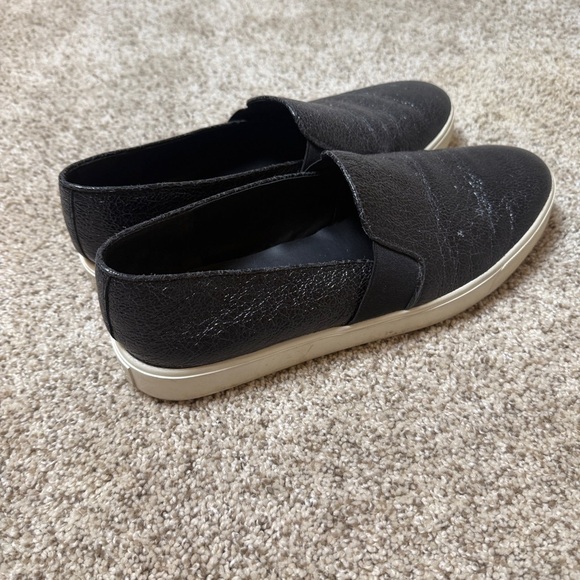 Vince black leather loafers, size 11 Slight patent leather look with texture. - Picture 5 of 9